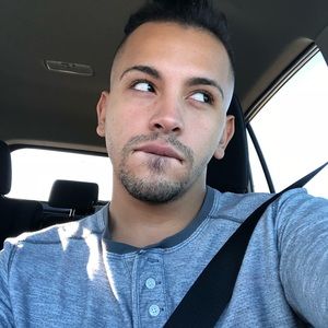 Meet your Posher, Manuel